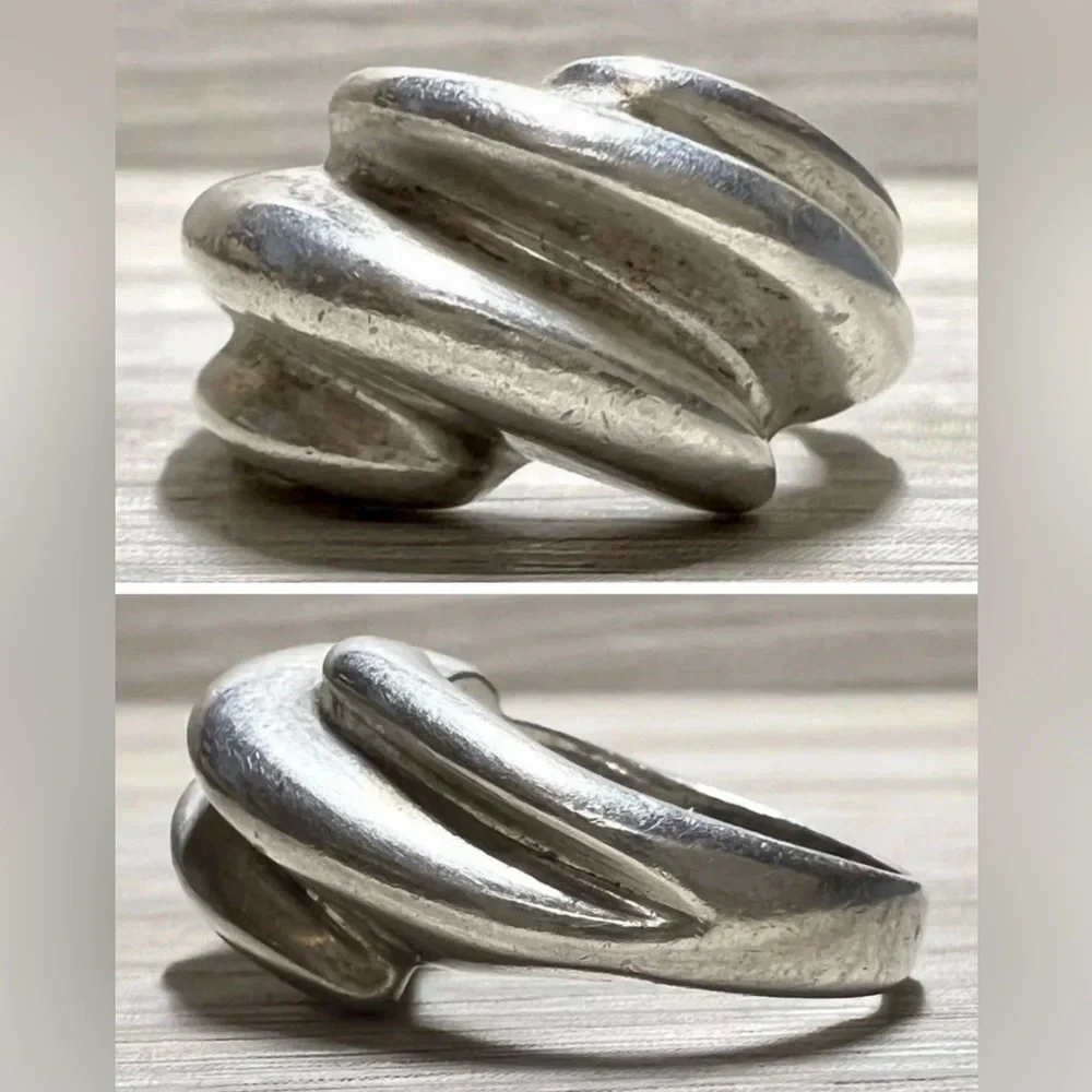 Vintage Designer Signed (R) Sterling Silver Modernist Wavy Dome Ring, Size 5.5